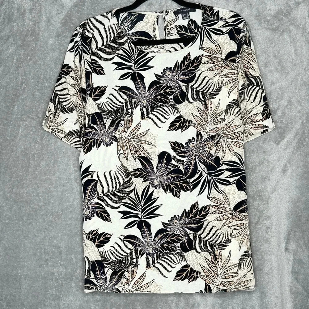 Primark 14 XL Shirt Top Ivory Floral Flower Short‎ Sleeve Scoop Neck Button Back